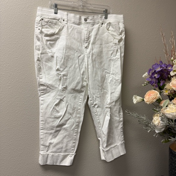 Terra & Sky Plus 20W White Distressed Capri Jeans Rolled Hem Summer Casual - Picture 1 of 7